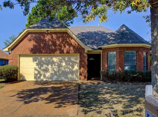 5299 Shady Ridge Dr, Memphis, TN 38141