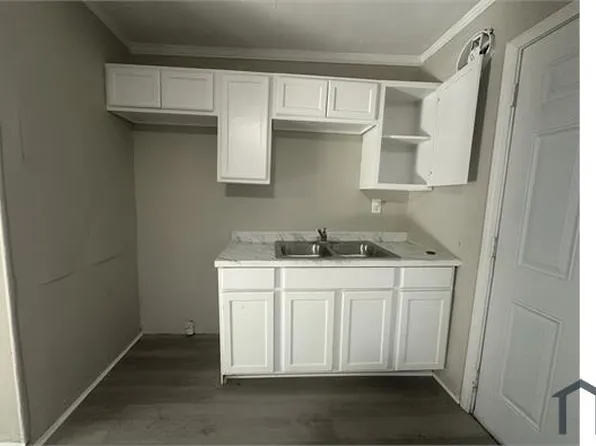 2606 Chatsworth Ct, Macon, GA 31206