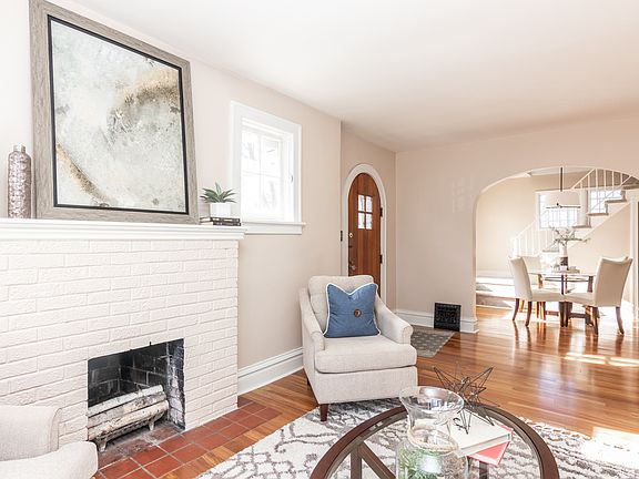 5th image of 1521 Hawthorne Pl