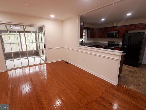 5th image of 508 Holly Rd