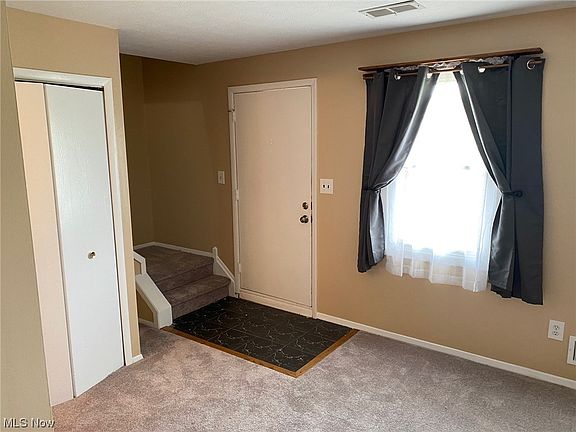 3rd image of 4259 Bennington Blvd Unit 13B