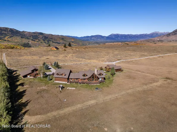8680 Horse Creek Mesa Rd, Jackson, WY 83001