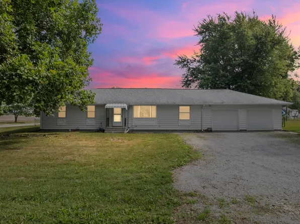 1265 S Meadow Dr, Monticello, IN 47960