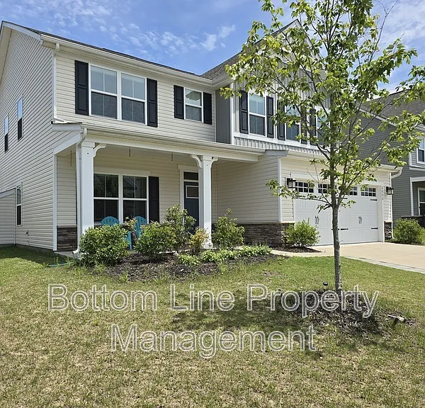 2030 Sewall Ave SW — Photo 4