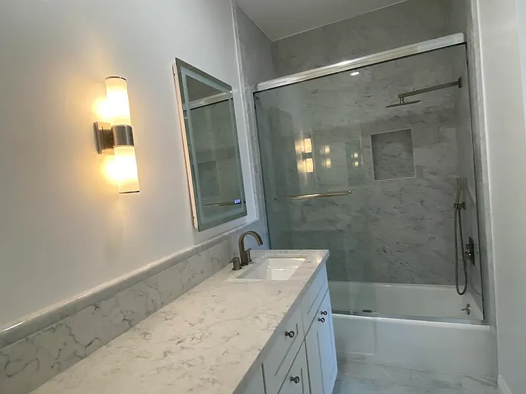 511 San Vicente Blvd #204 — Photo 18