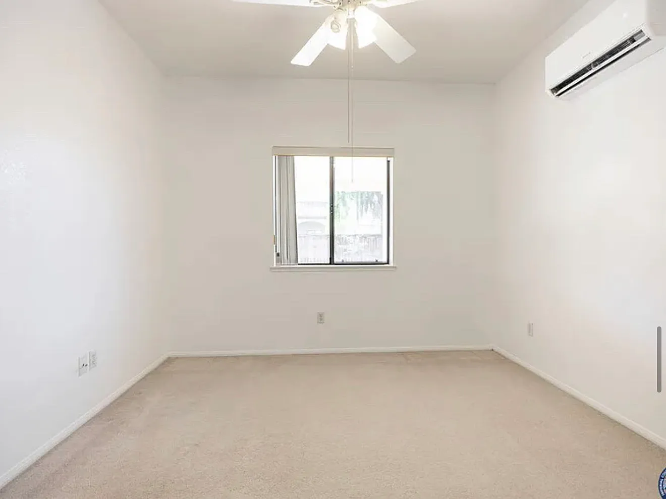 999 Manzanita Dr — Photo 3