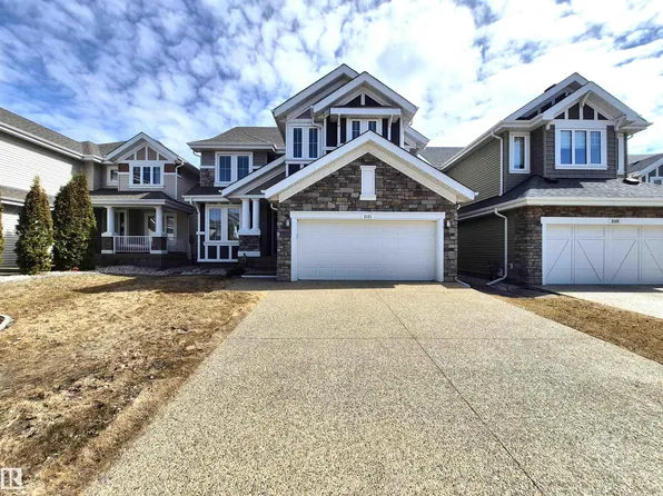 2121 90a St SW, Edmonton, AB T6X 0P4