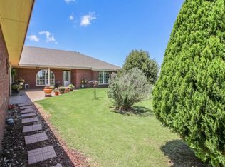 6818 100th St, Lubbock, TX 79424