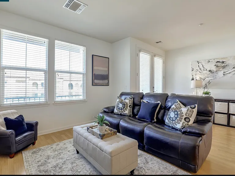 3275 Dublin Blvd #426 — Photo 1