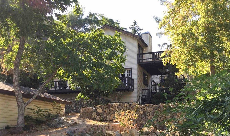1st image of 13957 Hazel Dr