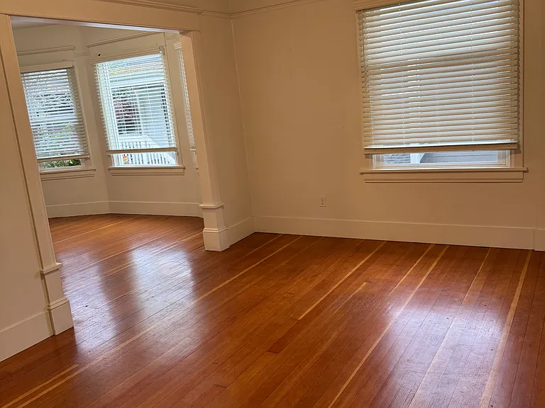 261 E Boston St #1 — Photo 3