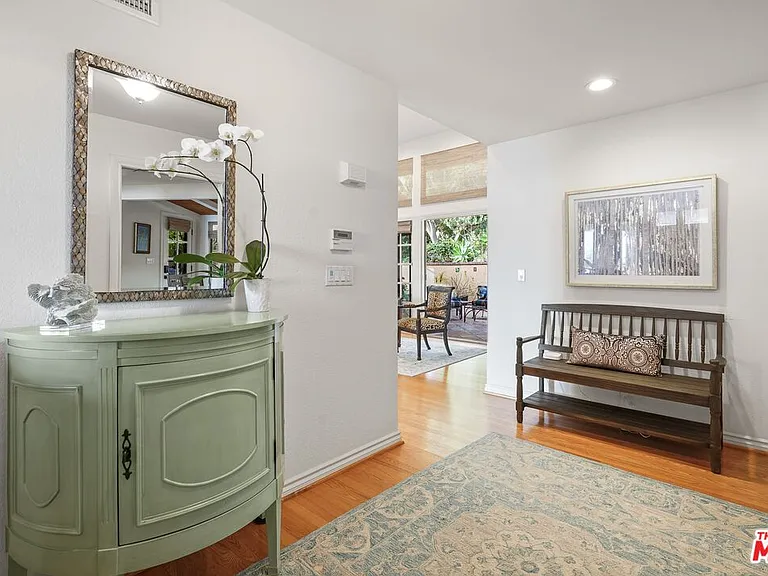 4244 Avenida De La Encinal — Photo 33