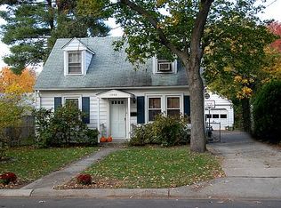 1006 De Beck Dr, Rockville, MD 20851