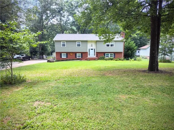 4119 Kynwood Dr, Trinity, NC 27370