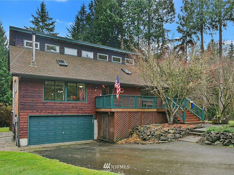 1st image of 8043 NE Bayberry Ln