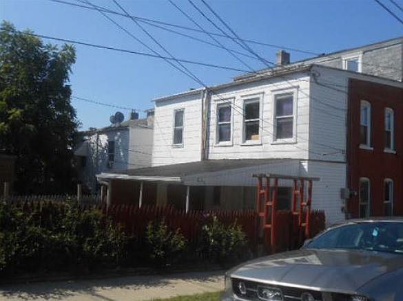2nd image of 301 S Franklin St