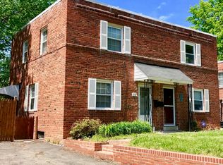 832 S Ivy St, Arlington, VA 22204