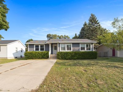 909 Russell St, Ludington, MI, 49431