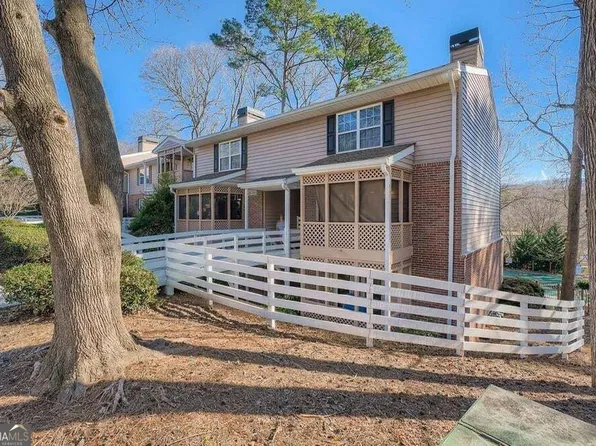 271 Quail Run, Roswell, GA 30076