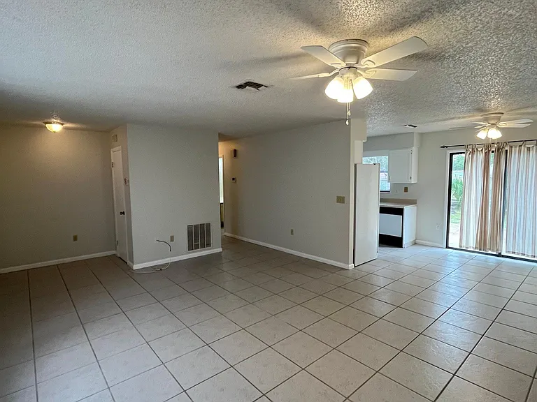 8789 SE 88th Pl — Photo 3