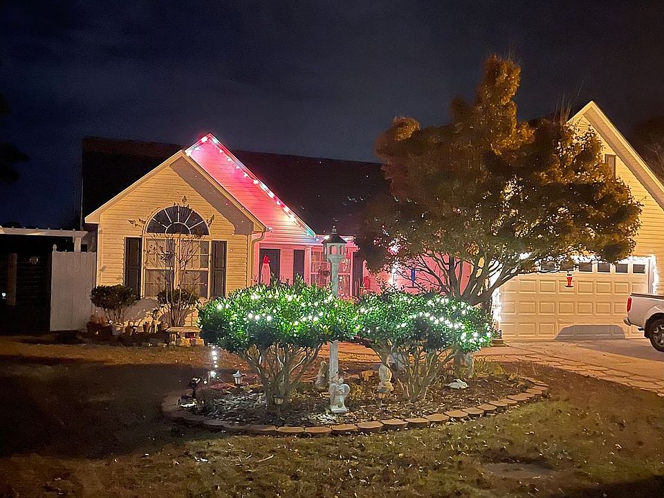 2nd image of 714 Hillside Dr