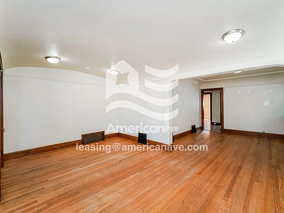 1521_004_wm_-_living_room_13101453.jpg