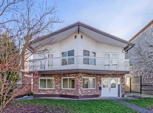 4346 Dundas St, Burnaby, BC