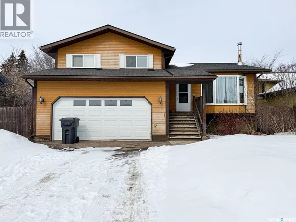 503 6th Ave W, Meadow Lake, SK S9X 1B9