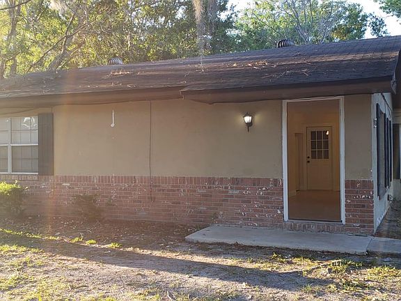 2nd image of 824 California Ave