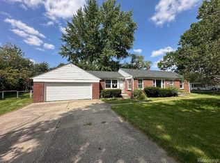 2159 Fred St, Warren, MI 48092