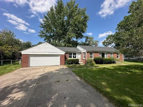 2159 Fred St, Warren, MI 48092