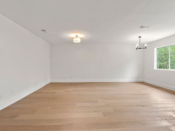 4th image of 1360 Ocala Rd #42