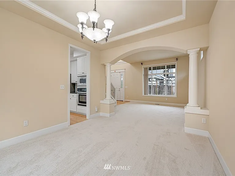 18820 35th Dr SE — Photo 2