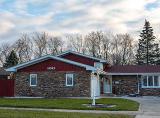 16943 Bernadine St, Lansing, IL