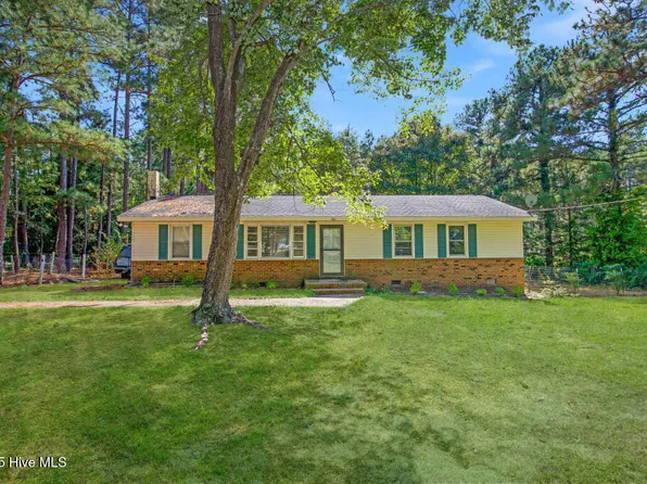 760 W Philadelphia Avenue, Pinebluff, NC 28373