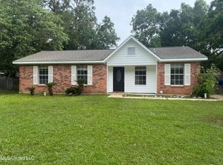 1412 Springridge Rd, Gautier, MS 39553