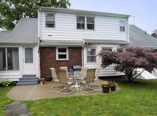 75 Rock Rd, Glen Rock, NJ 07452