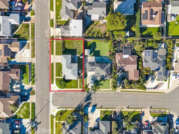 7781 Ledon Way, Midway City, CA 92655