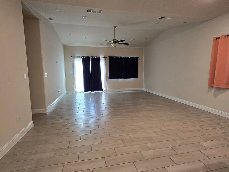 2365 W Mallard Ln — Photo 16