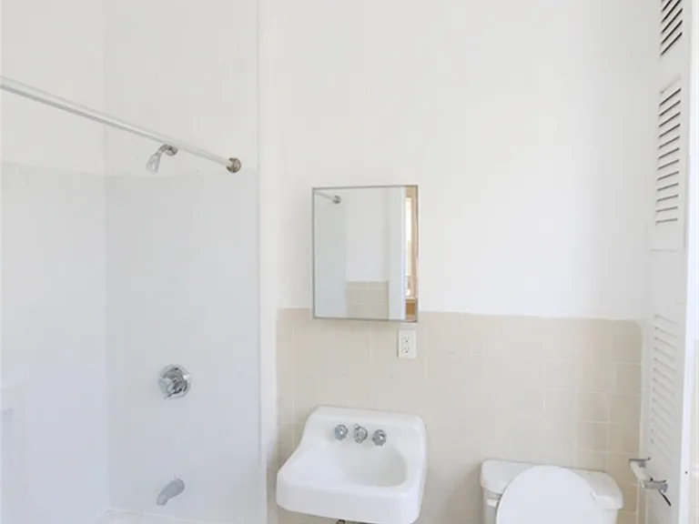 58 Vinal Ave #2 — Photo 11