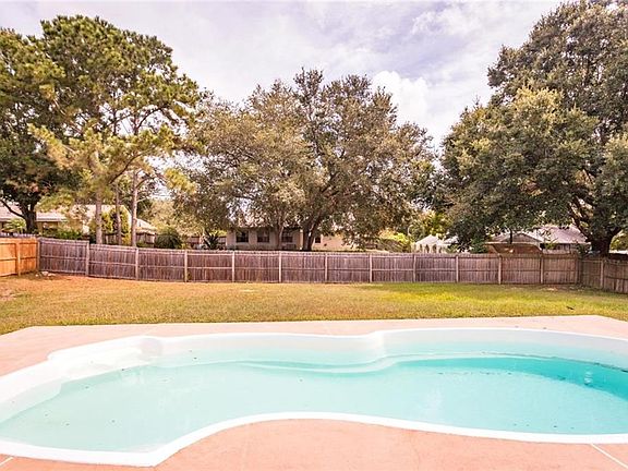 2nd image of 7379 Lazy Hill Dr