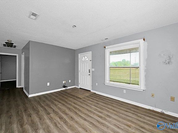 3rd image of 363 Joe Dutton Rd