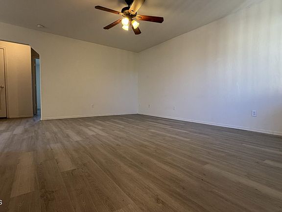 3rd image of 3101 N Corrine Dr APT 1