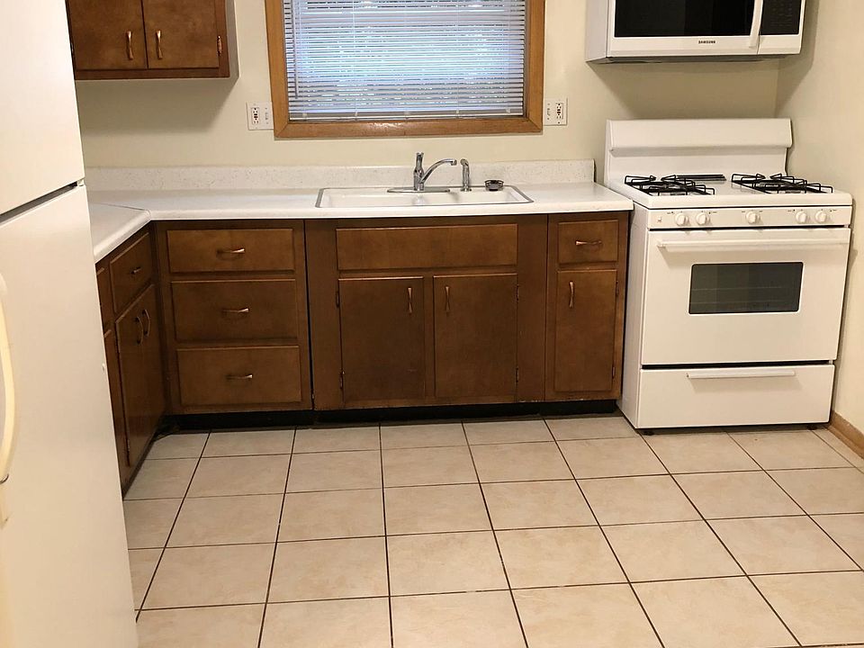 1st image of 8418 W Oak Ave Unit Garden