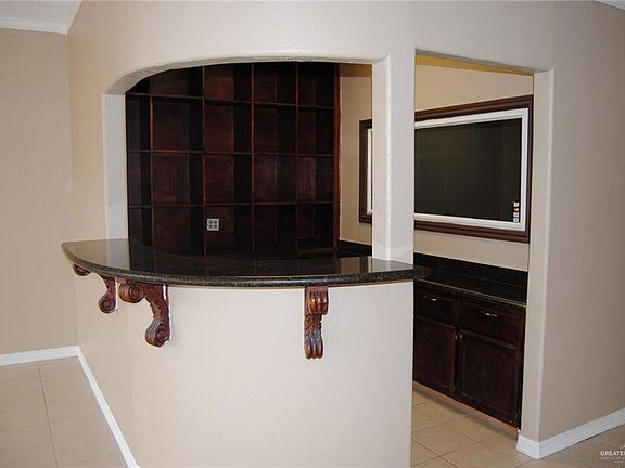 4th image of 1214 N 10th St