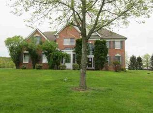 12 Aspen Dr, Ivyland, PA