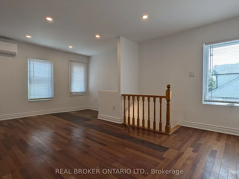 1150 Woodbine Ave #3 — Photo 3