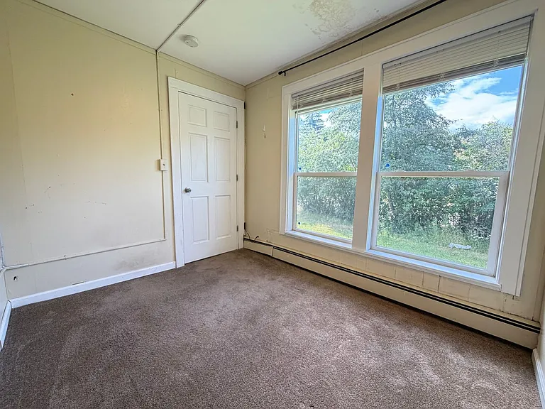 1710 1/2 Carver Ave — Photo 14