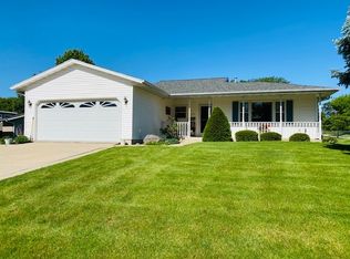 1209 Mary Ave, Sublette, IL 61021