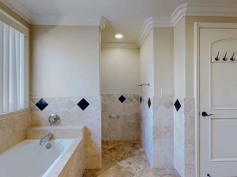 11440 National Blvd #2 — Photo 15